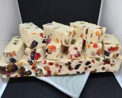 Kek Lapis Mixfruits Cheese (Medium)